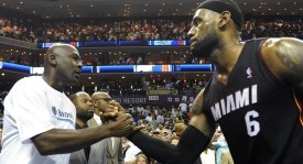 41岁+全明星+2600万空间！詹姆斯的退休剧本，湖人算盘打得比总决赛还响